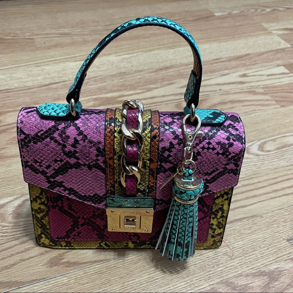 Baro aldo purse .